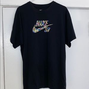 Nike SB Black Floral Logo T Shirt Large